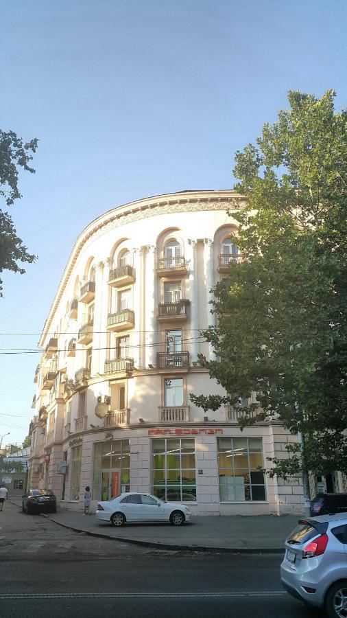 Your Home In Tbilisi Bagian luar foto