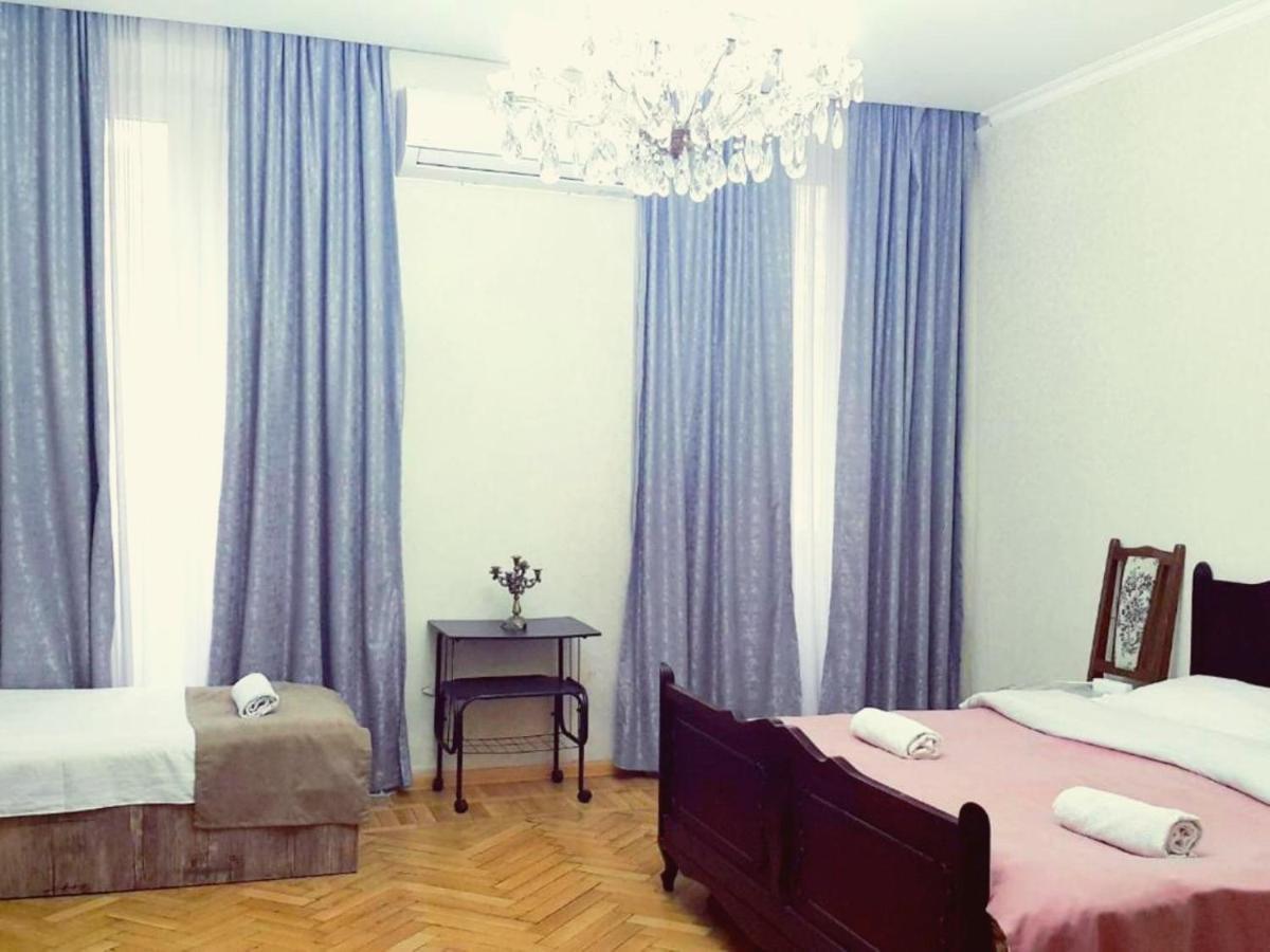 Your Home In Tbilisi Bagian luar foto