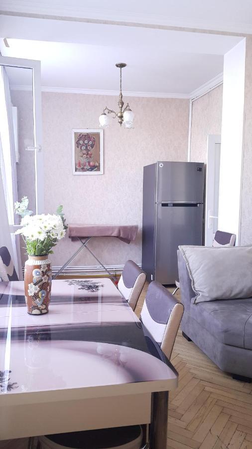 Your Home In Tbilisi Bagian luar foto